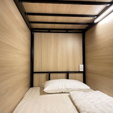 4K Dorm Hostel โฮจิมินห์ซิตี้ ภายนอก รูปภาพ